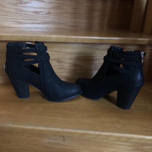 Call it Spring Booties - Picture 3 of 6